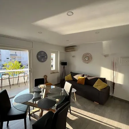 Le Canola Port - 45m2 - Vue Piscine - 500m- Parking Prive Gratuit * Empuriabrava