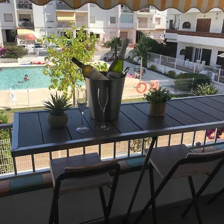 Apartment Le Canola Port - 45m2 - Vue Piscine - 500m- Parking Prive Gratuit
